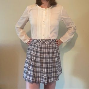 Forever 21 White Blouse Button-Down (size XS)